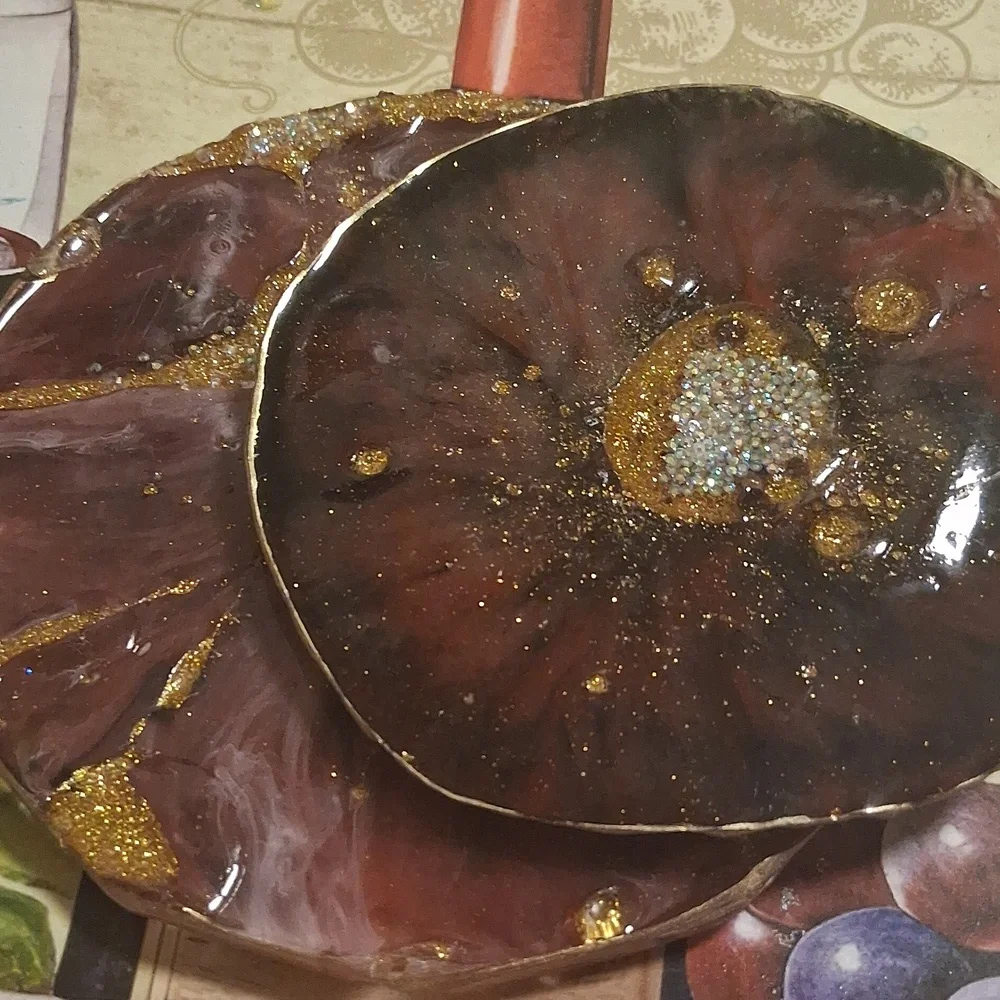 Handcrafted Gold Resin Coasters Set - Picture 10 of 10